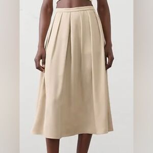 NWT - Banana Republic Satin "Mortar" Pull On Flounce Hem Midi Skirt - Size 14